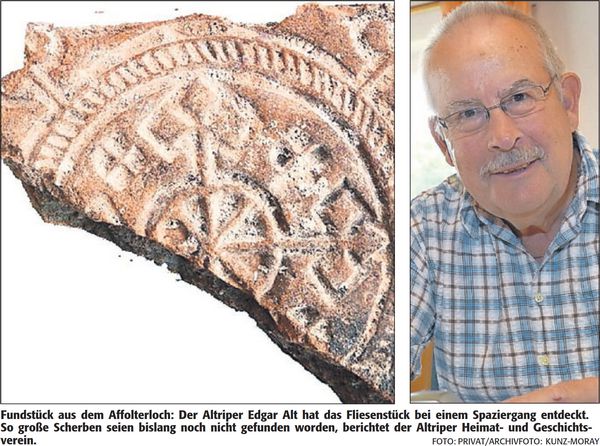 Fundstück aus dem Affolterloch: Der Altriper Edgar Alt hat das Fliesenstück bei einem Spaziergang entdeckt. So große Scherben seien bislang noch nicht gefunden worden, berichtet der Altriper Heimat- und Geschichtsverein. | Quelle: DIE RHEINPFALZ - Ludwigshafener Rundschau - 22. Oktober 2012 | Text: Kerstin Dinkhauser | Fotos: privat, Kunz-Moray | Mit freundlicher Genehmigung der RHEINPFALZ Verlag und Druckerei GmbH & Co. KG in Ludwigshafen.