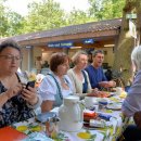 Frühstück im Park am Montag, 8. Juli 2019. 